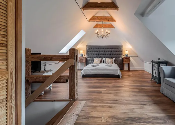 7 Stodola - Butikowy * Осек