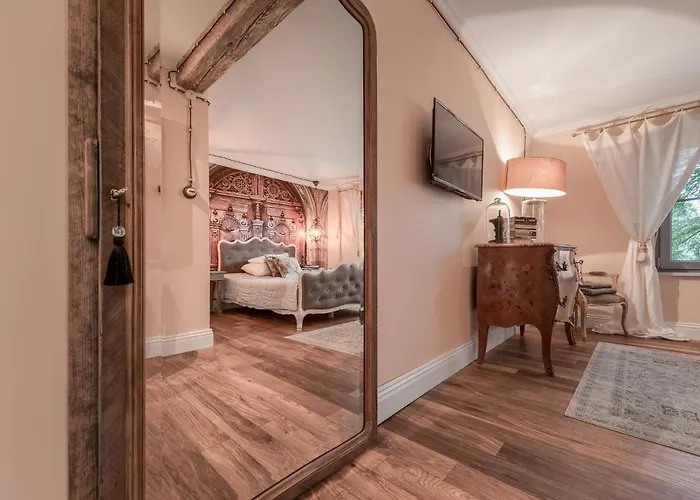 7 Stodola - Butikowy Lägenhet